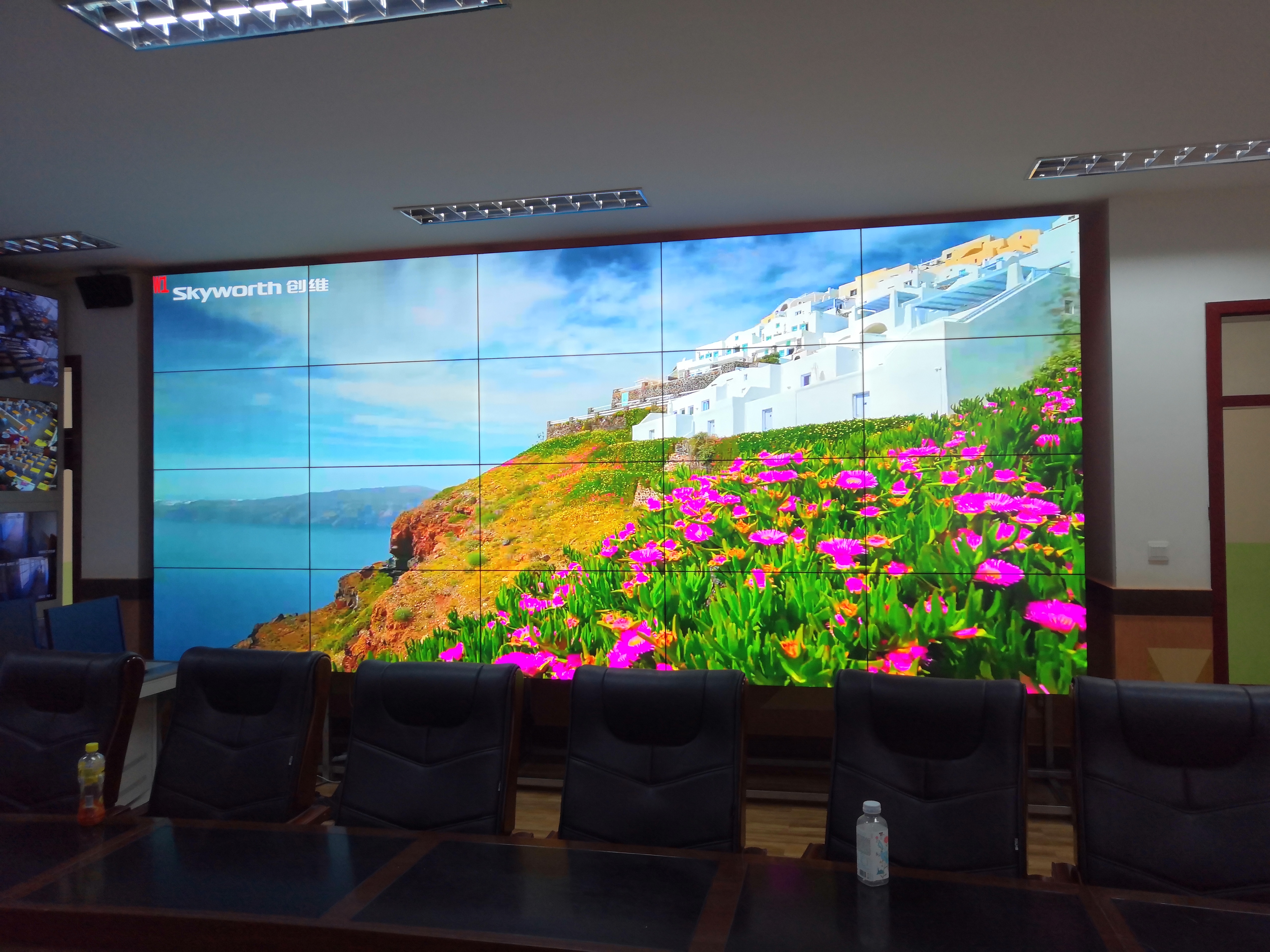 醫院掛號大廳裝LED屏后，投訴率下降40%！排隊叫號屏的隱藏管理哲學”